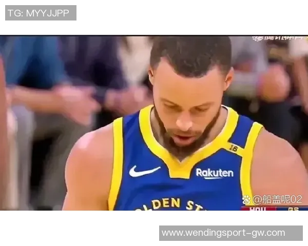 库里状态低迷仅得7分却助攻11次三节轻松打卡展现团队精神